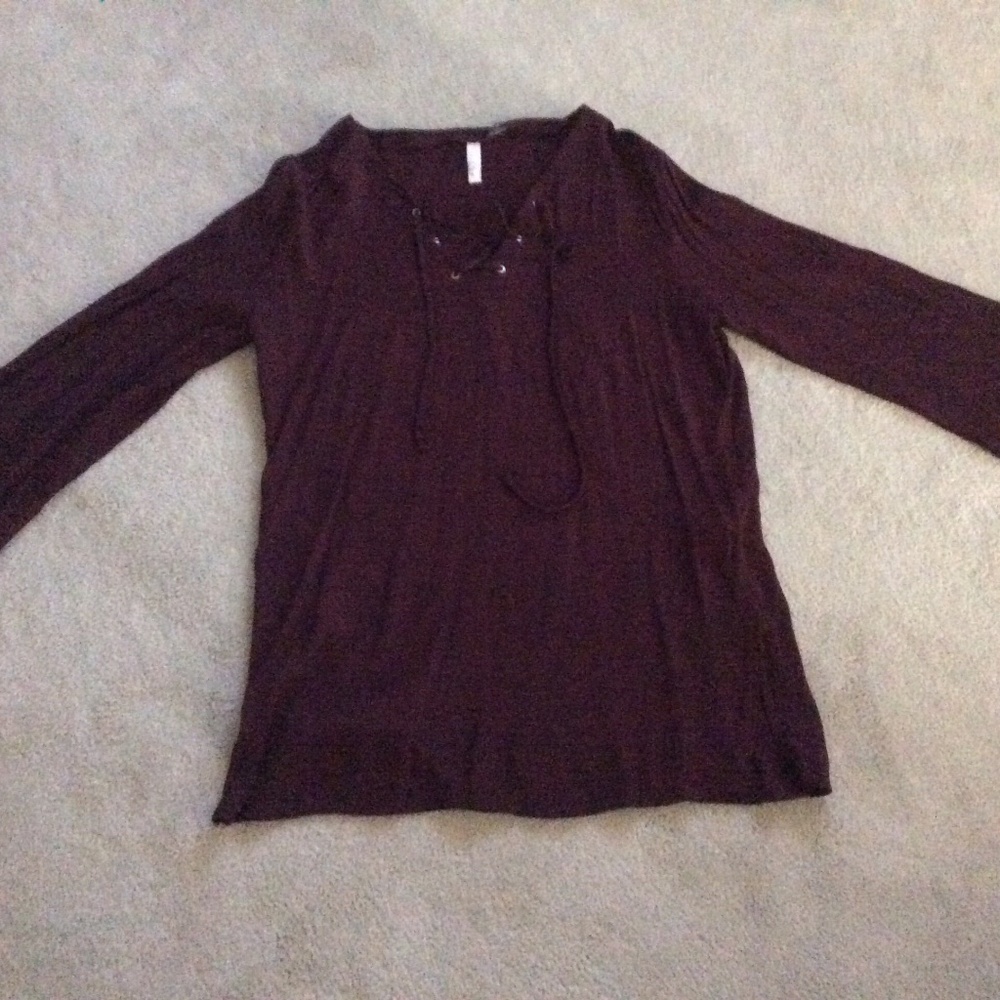Elan Women Maroon Cross Lace Up V Neck With Long Sleeve Flare